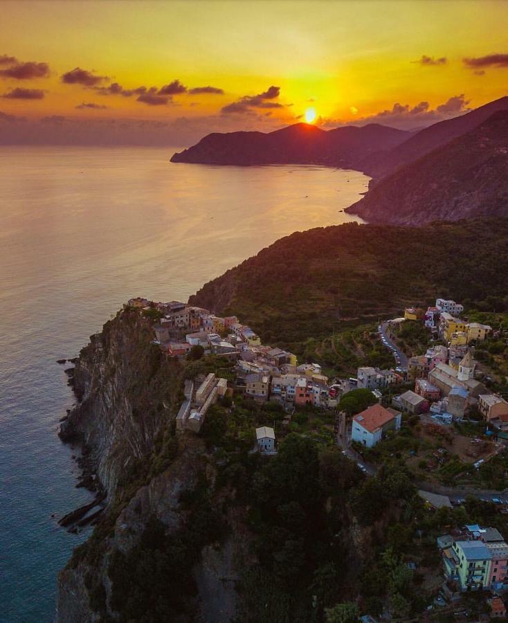 I Tre Grappoli Villa Corniglia Exterior photo